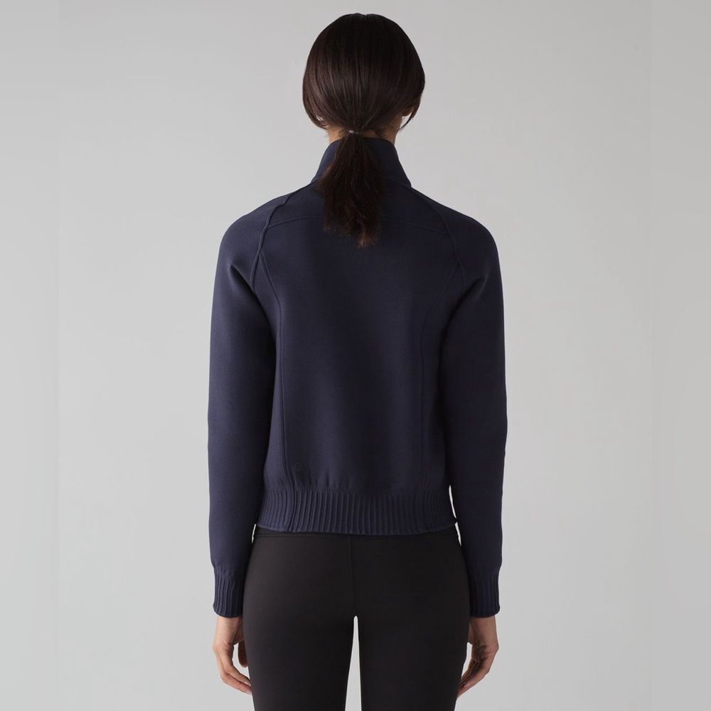 Lululemon NTS Jacket Spacer Stretch in Midnight Navy / Black RARE - Picture 2 of 11